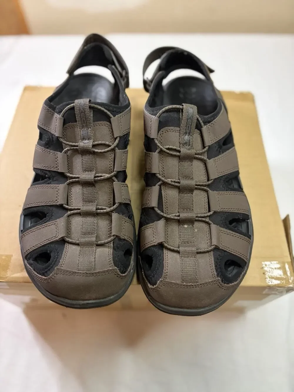 Skechers Arch Fit Fisherman Sport Sandals Men’s US 12 Brown Outdoor Hiking